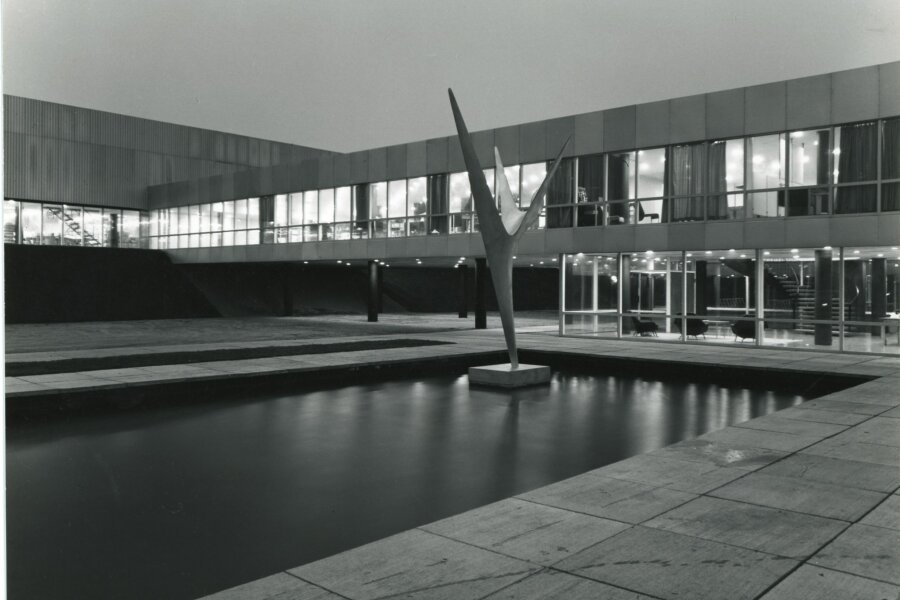 Viljo Revell: textilní továrna 'Kudeneule' v Hanko, 1955 (foto Havas Helsinki)